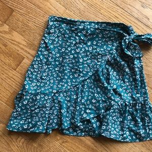Women’s skirt size xs